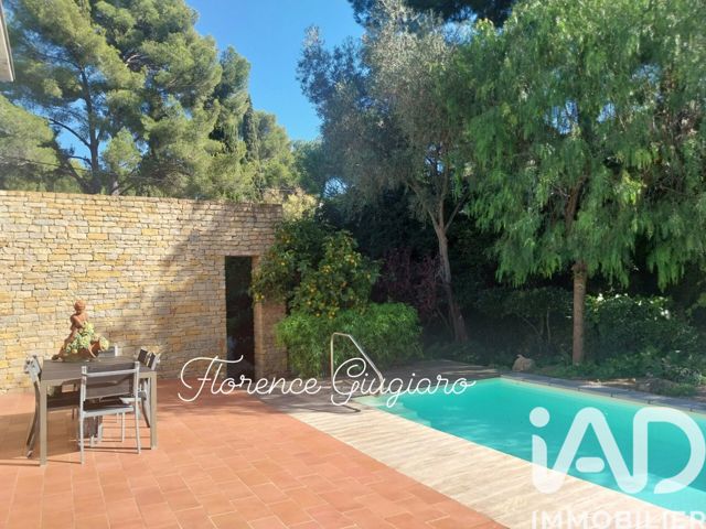Vente  Maison de 200 m² à Sanary 2 350 000 euros Réf: SFN-2042619
