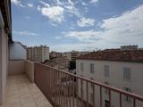 Vente  Appartement T2  de 48 m² à Toulon 120 000 euros
