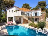 Vente  Maison de 270 m² à Carqueiranne 1 687 000 euros