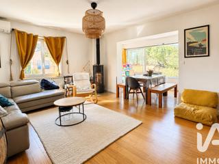 Vente  Maison de 190 m² à Six-Fours 880 000 euros Réf: SFN-2056205