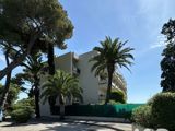 Vente  Appartement T4  de 100 m² à Toulon 495 000 euros