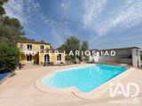 Vente  Maison de 147 m² à Solliès Ville 599 000 euros
