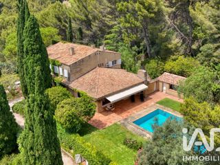 Vente  Maison de 383 m² à Sanary 1 390 000 euros