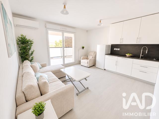 Vente  Appartement T2  de 40 m² à La Seyne 171 000 euros Réf: SFN-1934724