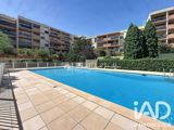 Vente  Appartement T2  de 44 m² à Hyères 230 000 euros