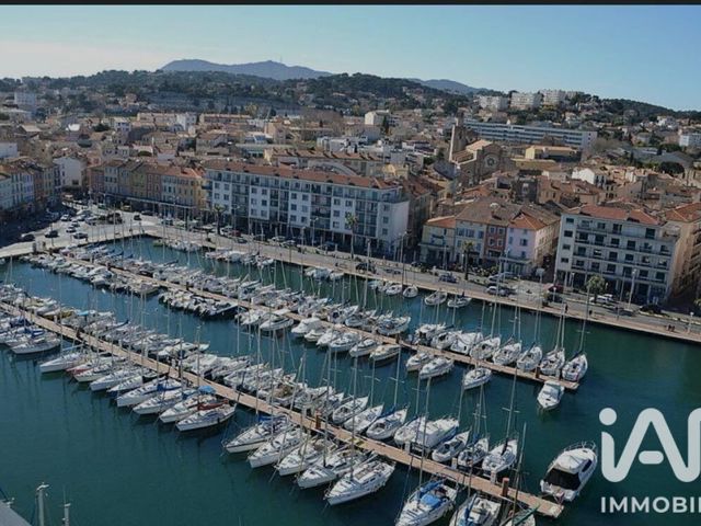 Vente  Appartement T2  de 40 m² à La Seyne 160 000 euros Réf: SFN-2071087