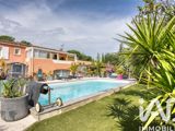 Vente  Maison de 187 m² à Les Mayons 515 000 euros