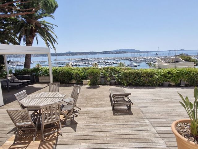 Vente  Maison de 255 m² à Bandol 3 090 000 euros Réf: SFN-2055285