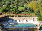 Vente  Maison de 245 m² à La Môle 3 150 000 euros