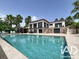Vente  Maison de 400 m² à Roquebrune sur Argens 1 550 000 euros