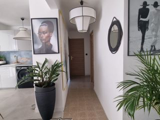 Vente  Appartement F3  de 71 m² à Six-Fours 298 000 euros