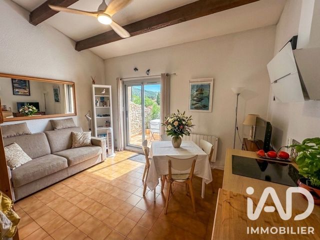 Vente  Appartement T3  de 48 m² à Six-Fours 315 000 euros Réf: SFN-2077008