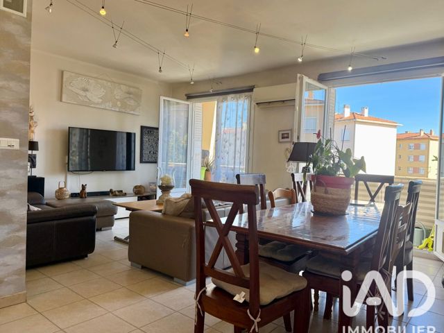 Vente  Appartement T3  de 63 m² à La Seyne 173 000 euros Réf: SFN-2040917
