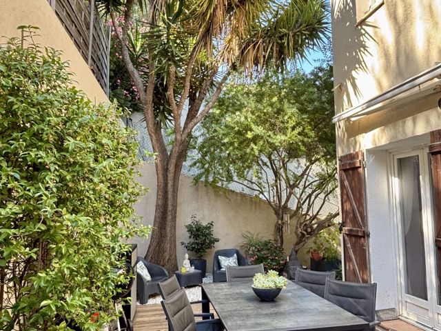Vente  Maison de 88 m² à Ollioules 454 000 euros Réf: SFN-2066571