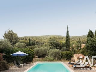 Vente  Maison de 250 m² à Sanary 1 320 000 euros