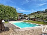 Vente  Maison de 233 m² à Solliès Toucas 1 300 000 euros