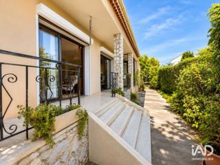 Vente  Maison de 129 m² à Six-Fours 615 000 euros