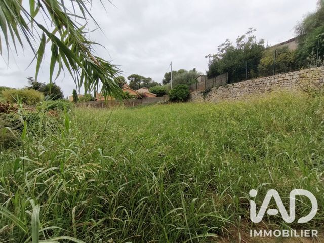 Vente  Terrain de 588 m² à Ollioules 260 000 euros Réf: SFN-2110424