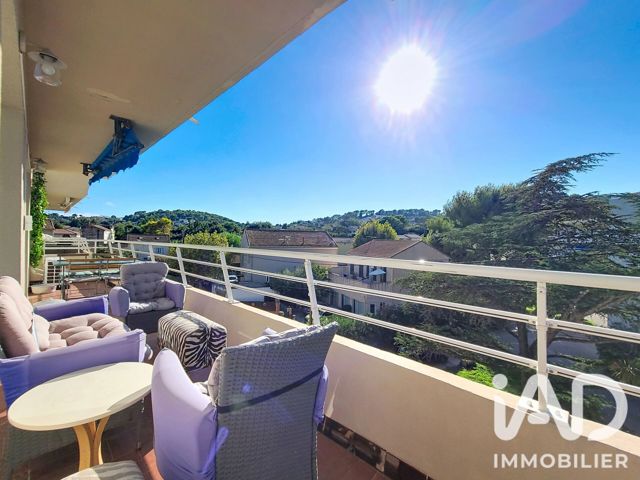 Vente  Appartement T4  de 82 m² à La Seyne 230 000 euros Réf: SFN-2103524