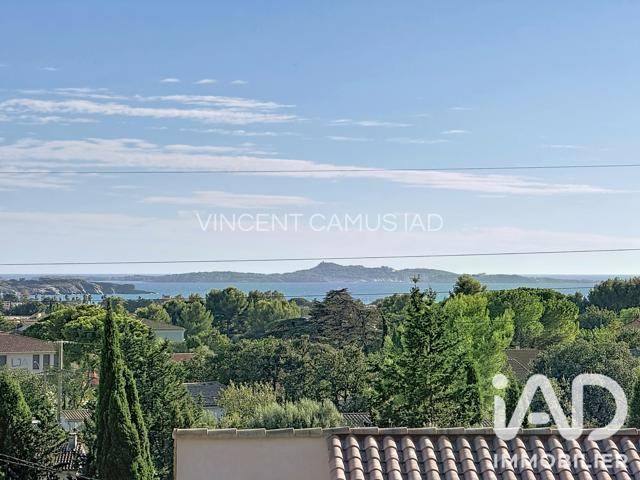 Vente  Appartement T3  de 73 m² à Sanary 389 000 euros Réf: SFN-2114113