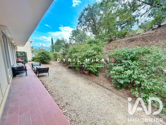 Vente  Appartement T5  de 96 m² à La Seyne 275 000 euros Réf: SFN-2121120
