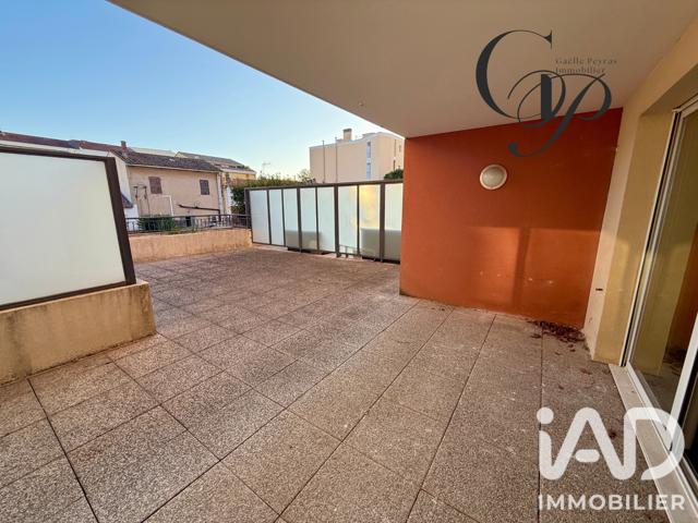 Vente  Local commercial de 63 m² à Six-Fours 291 000 euros Réf: SFN-2121142