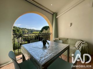 Vente  Appartement T3  de 39 m² à Six-Fours 315 000 euros