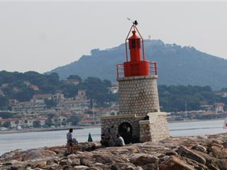 Sanary: une équipe télé est passée voir les pêcheurs