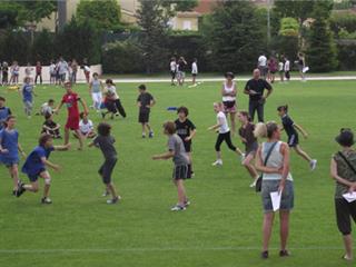 Six-fours: un challenge sportif pour 16 classes de CM2
