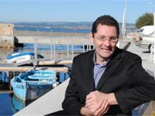 Six-Fours: Erik Tamburi rencontre les six-fournais au Brusc