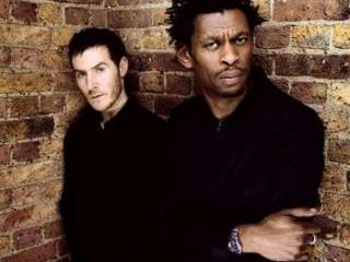 Six-Fours: Massive Attack aux Voix du Gaou
