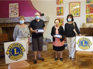 Distribution de masques par le Lions Club Sanary Méditerranée