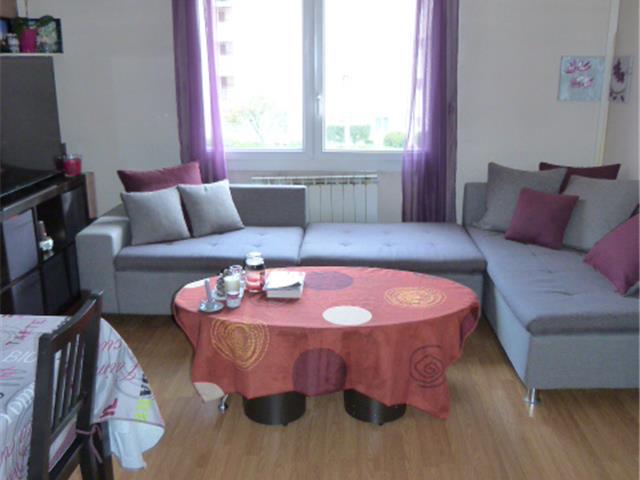 Location  Appartement F3  de 53 m² à La Seyne Saint Jean 640 euros Réf: SFN-6