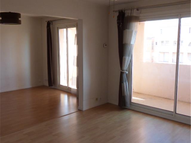 Location  Appartement T4  de 73 m² à La Seyne Saint Jean 850 euros Réf: SFN-8