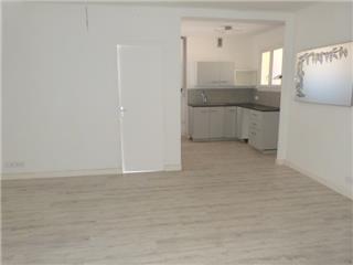 Location  Appartement F3  de 53 m² à La Seyne Saint Jean 585 euros Réf: SFN-1