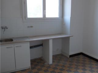 Location  Appartement F2  de 45 m² à La Seyne 475 euros Réf: SFN-5