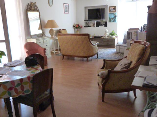 Location  Appartement F4  de 82 m² à La Seyne Saint Jean 875 euros Réf: SFN-10