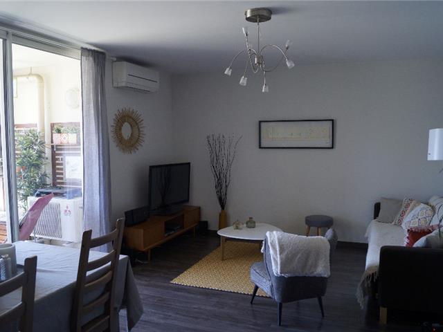 Location  Appartement T3  de 58 m² à Toulon 715 euros Réf: SFN-045009E10ZU2