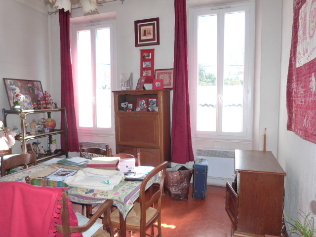 Location  Appartement F2  de 62 m² à La Seyne 600 euros Réf: SFN-6