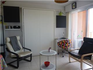 Location Vacances,  Studio pour 3 personnes à Sanary Centre Réf: SFN-M0201