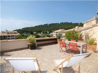 Location Vacances,  Appartement F3  pour 4 personnes à Saint Mandrier Village