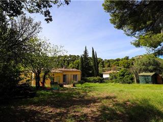 Location Vacances,  Maison pour 6 personnes à Sanary