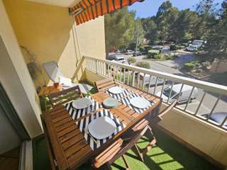 Location Vacances,  Appartement F2  pour 5 personnes à Saint Mandrier Pin Rolland