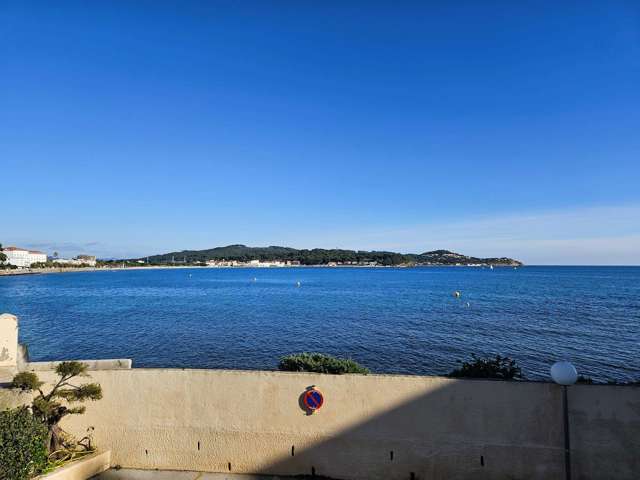 Location Vacances,  Appartement T2  pour 6 personnes à La Seyne Mar Vivo Réf: SFN-860