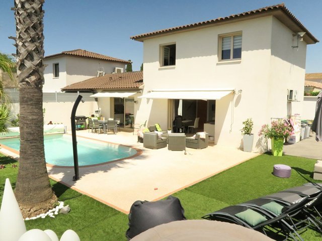 Location Vacances,  Maison pour 6 personnes à Sanary Réf: SFN-396