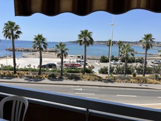 Location Vacances,  Appartement T3  pour 4 personnes à Six-Fours Réf: SFN-417