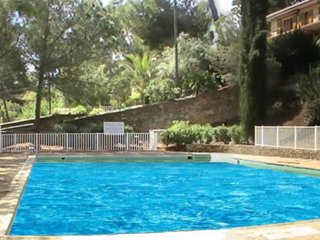 Location Vacances,  Appartement F3  pour 5 personnes à La Seyne Tamaris