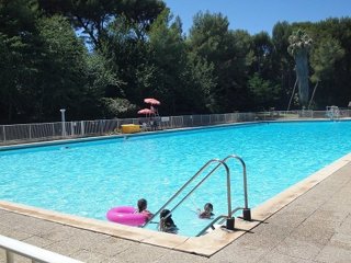 Location Vacances,  Appartement T2  pour 4 personnes à Six-Fours La Coudoulière Réf: SFN-724