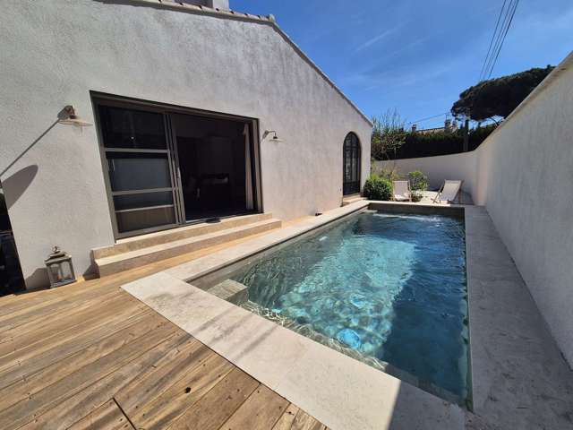 Location Vacances,  Maison pour 7 personnes à Six-Fours Le Brusc Réf: SFN-308